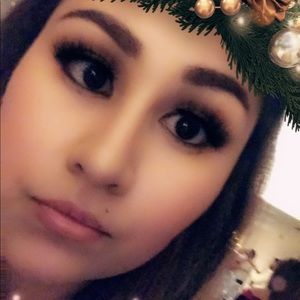 Meet your Posher, Aide